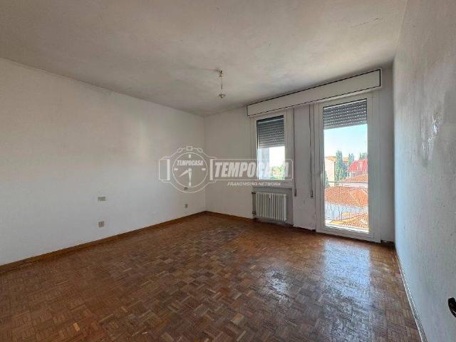Appartamento in vendita a Rovigo, Veneto