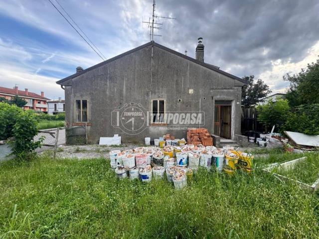 Appartamento in vendita a Rovigo, Veneto