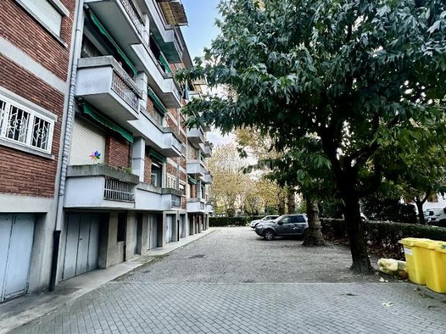Appartamento in vendita a Rozzano, Lombardia