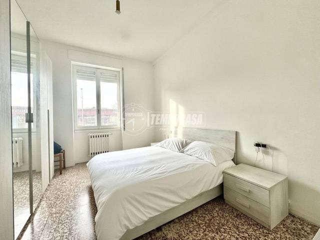 Appartamento in vendita a Valleambrosia, Rozzano