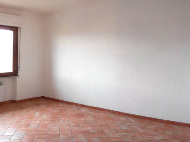 Appartamento in vendita a Rozzano, Lombardia