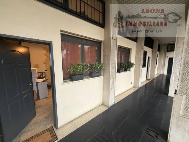 Appartamento in vendita a Rozzano, Lombardia