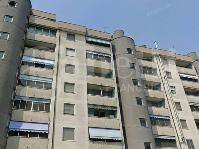 Appartamento in vendita a Rozzano, Lombardia