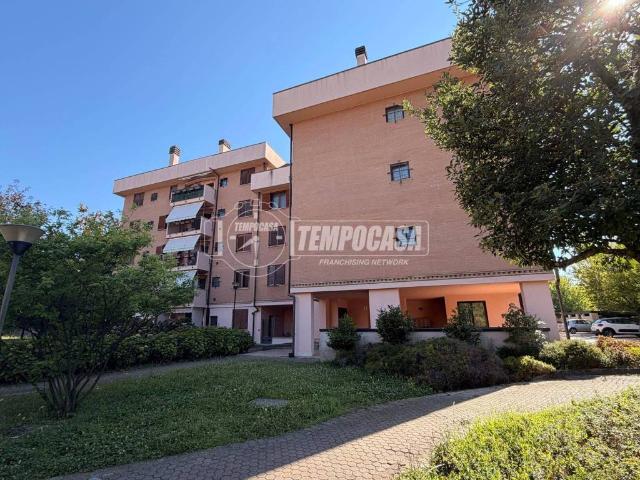 Appartamento in vendita a Pontesesto, Rozzano
