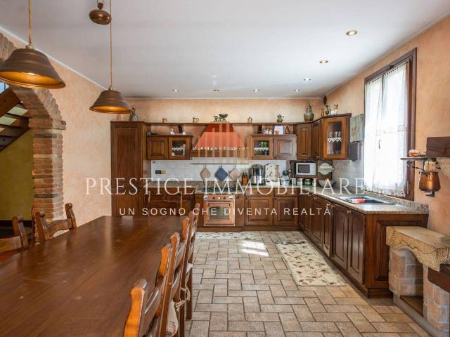 Villa Indipendente in vendita a Rubano, Veneto