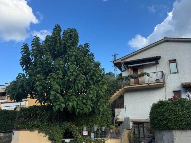 Appartamento in vendita a Scopeti, Rufina