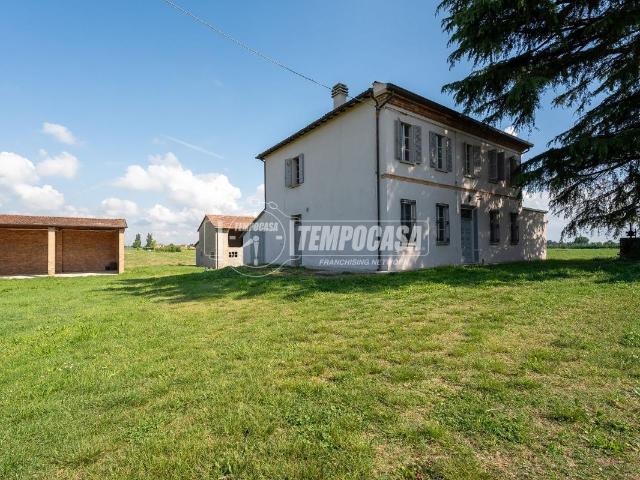 Villa Indipendente in vendita a Ravenna, Reggio Emilia