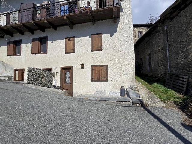 Appartamento in vendita a Saint Pierre, Aosta