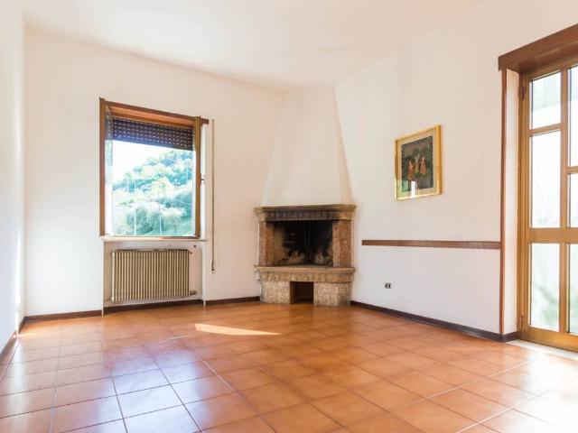 Appartamento in vendita a Salcedo, Veneto