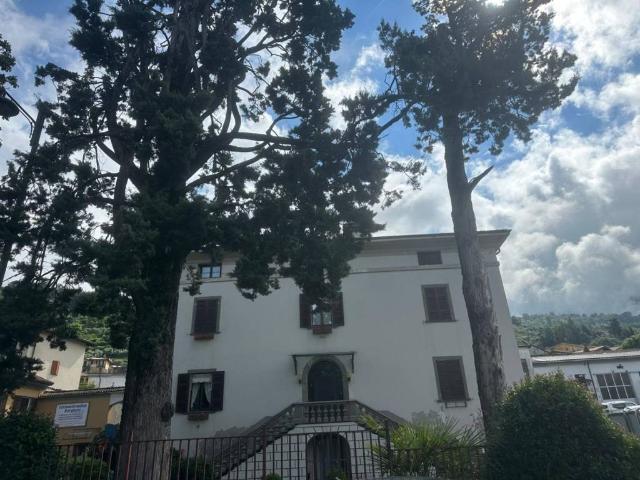 Appartamento in vendita a Comunità montana del Sebino bresciano, Sale Marasino