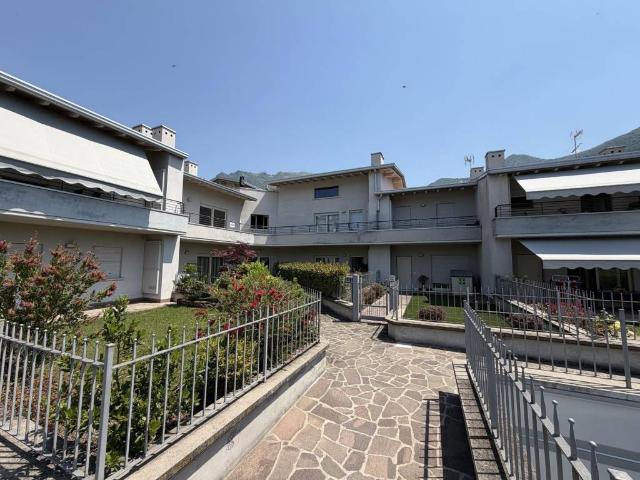 Appartamento in vendita a Comunità montana del Sebino bresciano, Sale Marasino