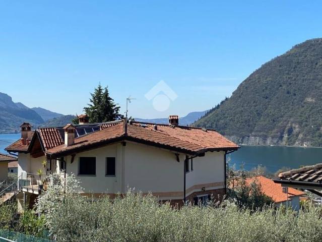 Appartamento in vendita a Comunità montana del Sebino bresciano, Sale Marasino