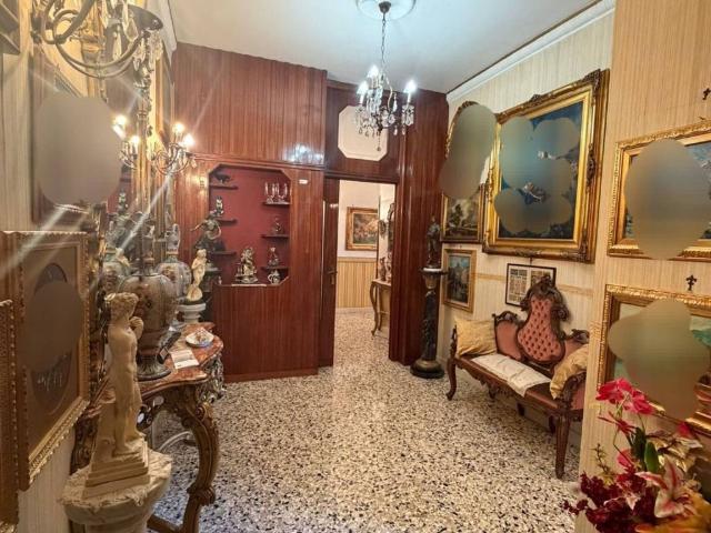 Appartamento in vendita a Salerno