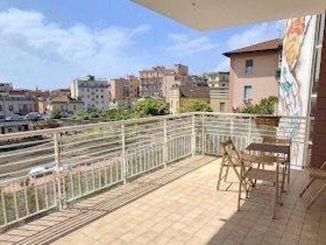 Appartamento in vendita a Salerno