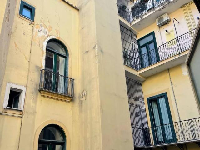 Appartamento in vendita a Salerno