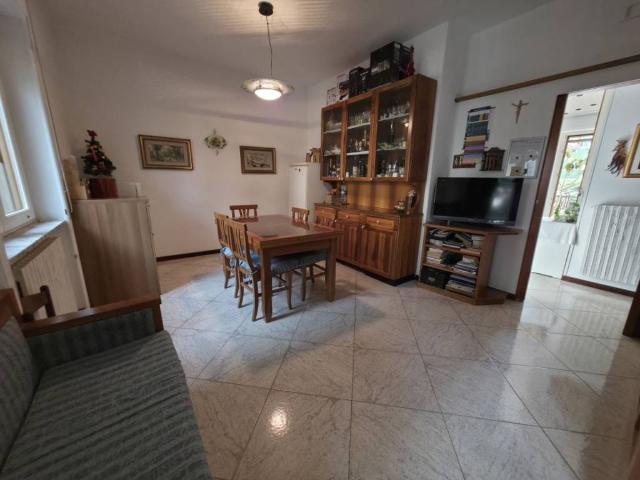 Appartamento in vendita a Salerno, Campania