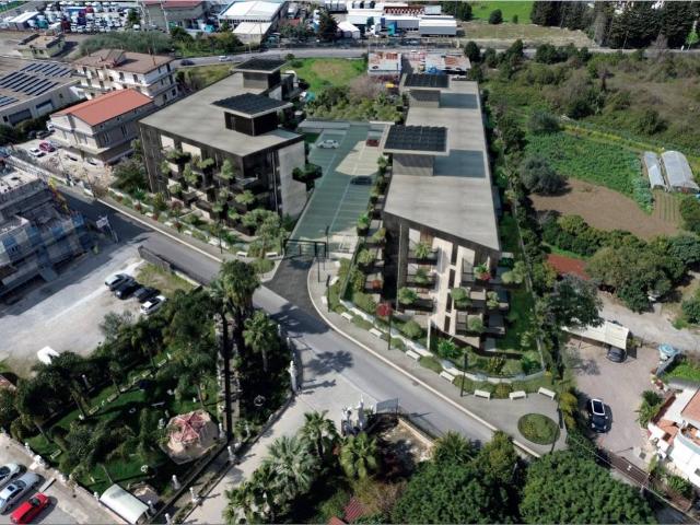 Appartamento in vendita a Salerno, Campania
