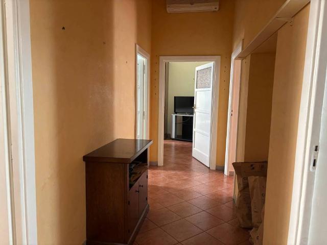 Appartamento in vendita a Salerno, Campania