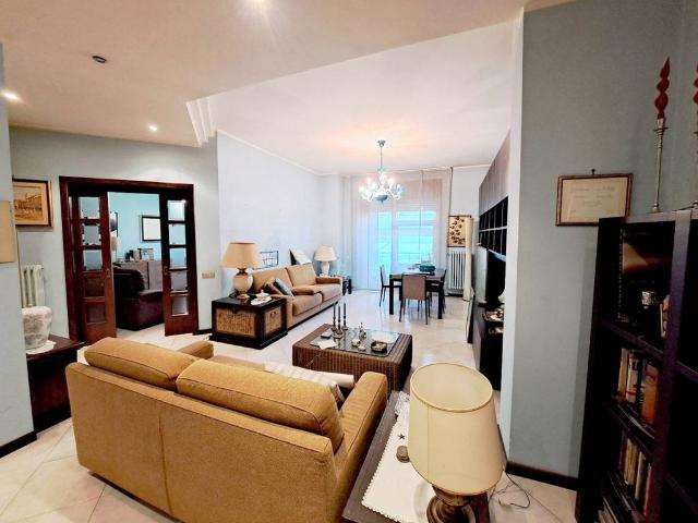 Appartamento in vendita a Mercatello, Salerno