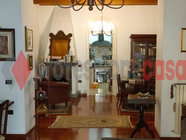 Appartamento in vendita a Salerno