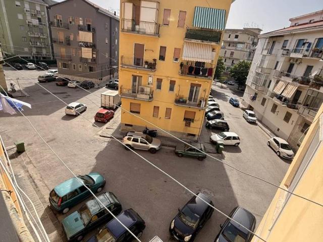 Appartamento in vendita a Salerno, Campania