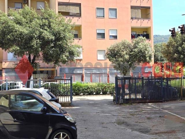 Appartamento in vendita a Salerno, Campania