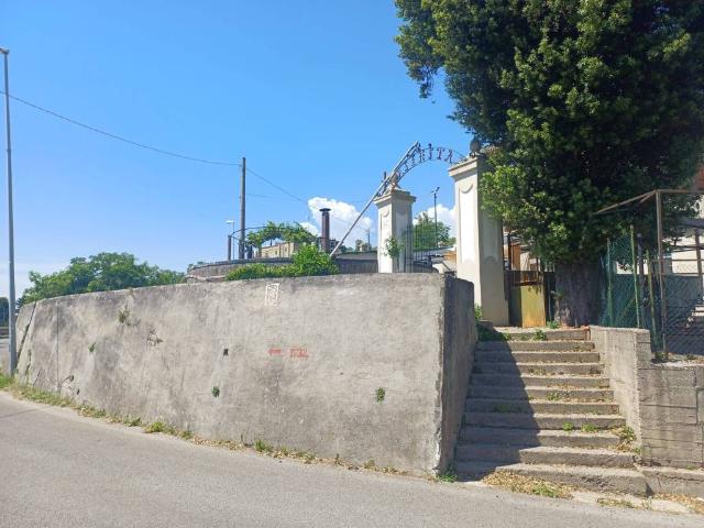 Appartamento in vendita a Salerno, Campania