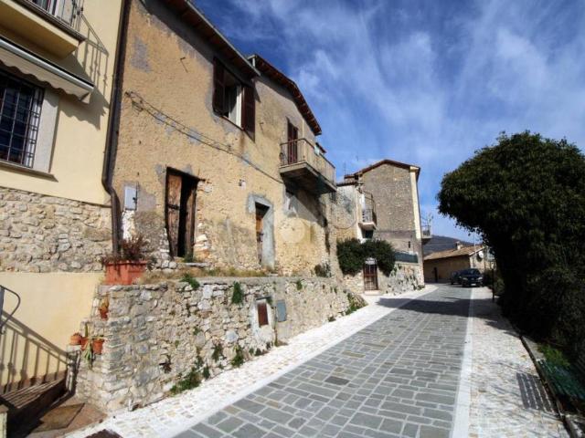 Appartamento in vendita a Salisano, Lazio