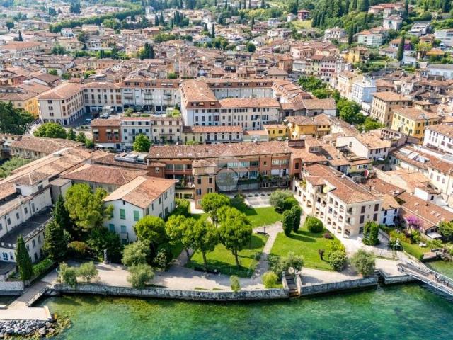 Appartamento in vendita a Comunità Montana Parco Alto Garda bresciano, Salò