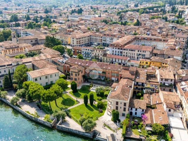 Appartamento in vendita a Comunità Montana Parco Alto Garda bresciano, Salò