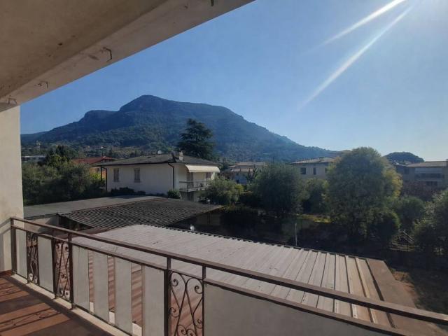 Appartamento in vendita a Comunità Montana Parco Alto Garda bresciano, Salò