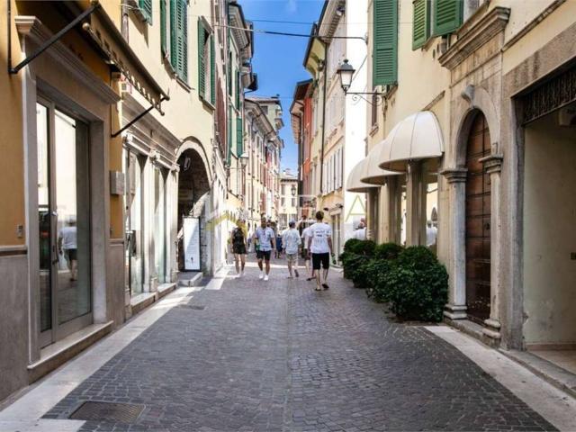 Appartamento in vendita a Comunità Montana Parco Alto Garda bresciano, Salò