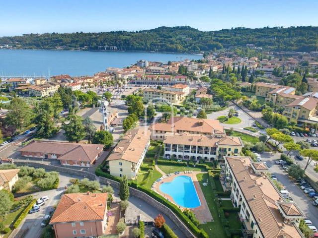 Appartamento in vendita a Villa di Salò, Salò