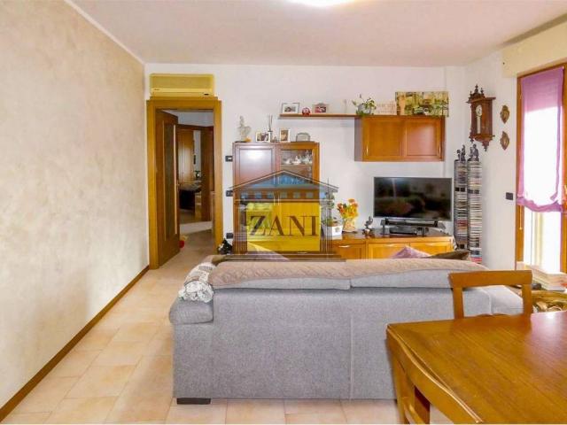 Appartamento in vendita a Salsomaggiore Terme, Reggio Emilia