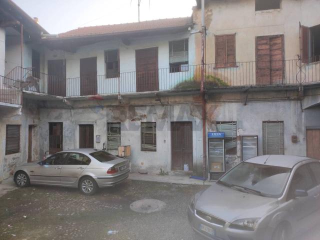 Appartamento in vendita a Samarate, Lombardia