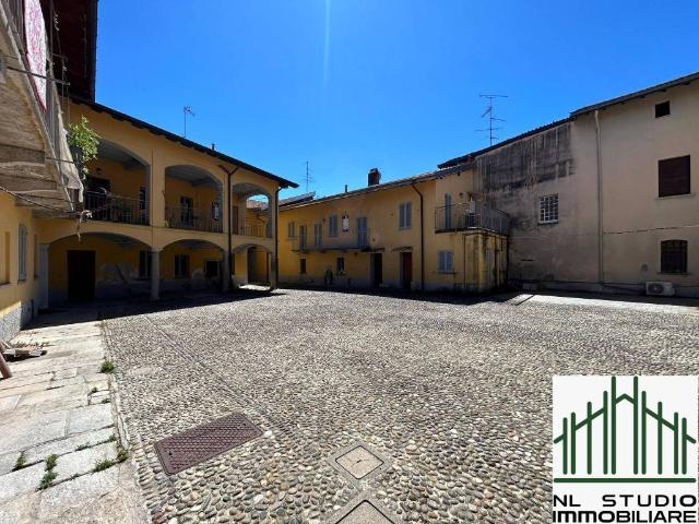Appartamento in vendita a Samarate, Lombardia
