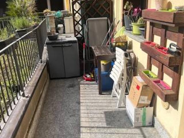 Appartamento in vendita a Samarate, Lombardia