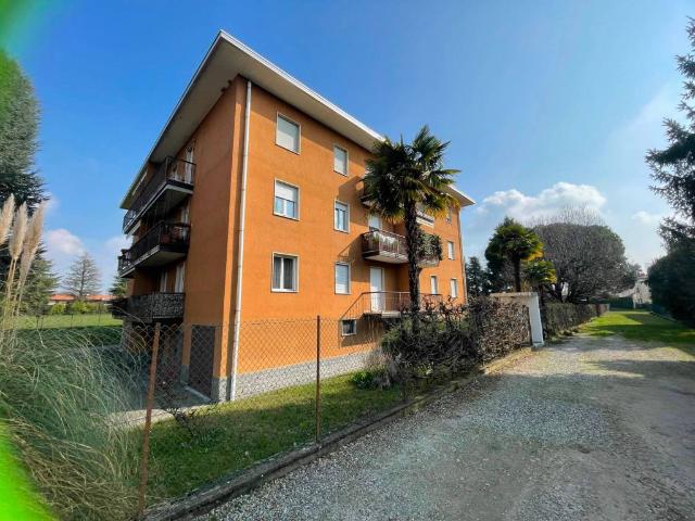 Appartamento in vendita a Samarate, Lombardia