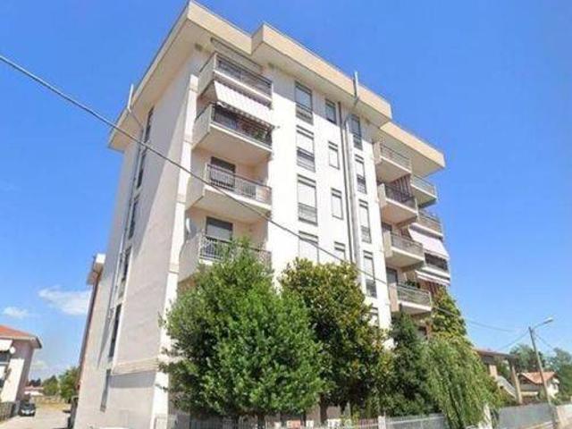 Appartamento in vendita a Samarate, Lombardia