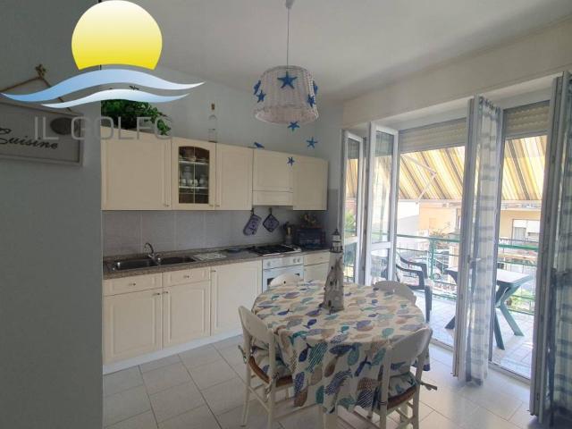 Appartamento in vendita a San Bartolomeo Al Mare, Liguria