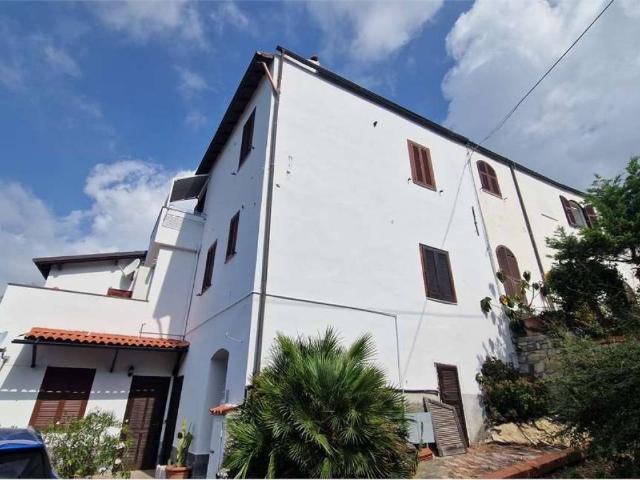 Appartamento in vendita a San Bartolomeo Al Mare, Liguria