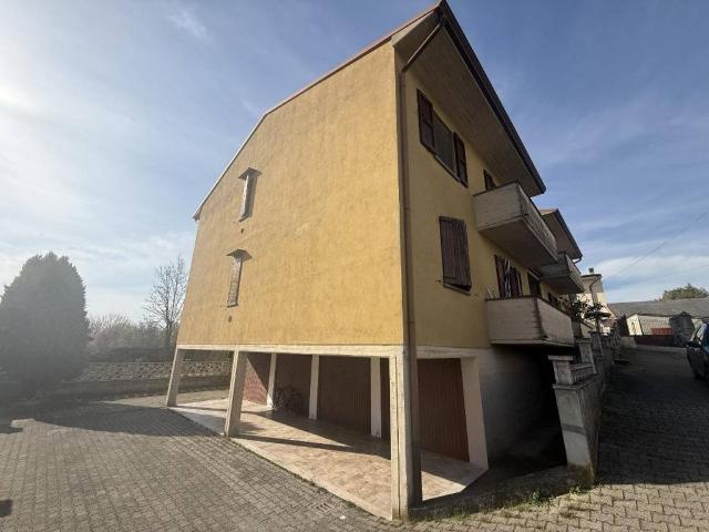 Appartamento in vendita a San Bassano, Lombardia