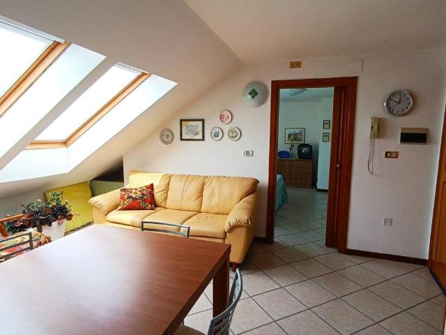 Appartamento in vendita a Sentina, Marche