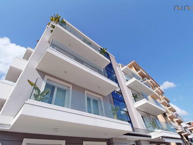 Appartamento in vendita a Marina centro, Marche