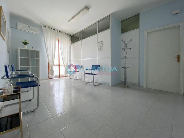 Appartamento in vendita a Porto d'Ascoli centro, Marche