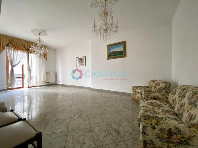 Appartamento in vendita a Porto d'Ascoli centro, Marche