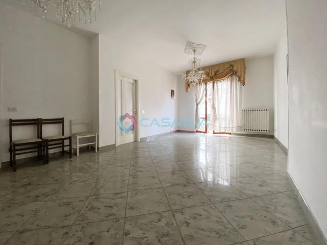 Appartamento in vendita a Porto d'Ascoli centro, Marche