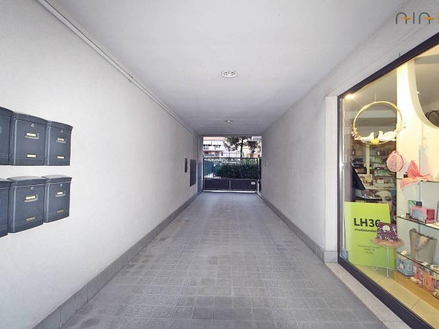 Appartamento in vendita a Porto d'Ascoli centro, Marche
