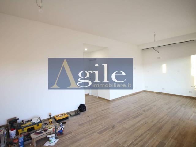 Appartamento in vendita a Paese Alto, Marche