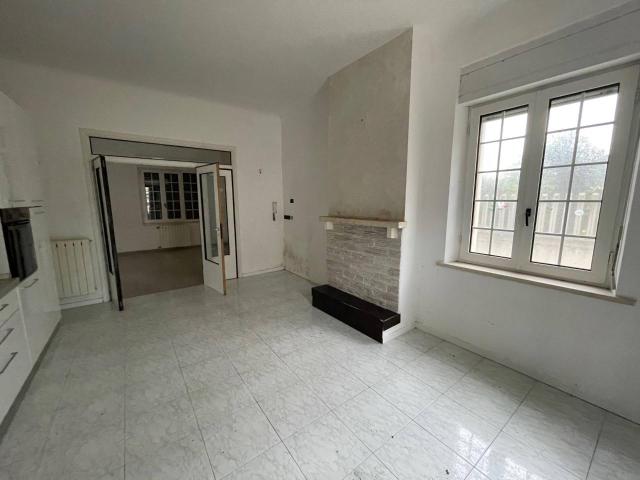 Appartamento in vendita a Ragnola, Marche
